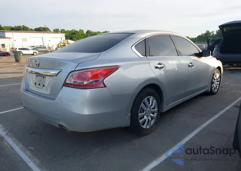 2013 Nissan Altima 2.5 S из США, поврежденный, VIN 1N4AL3AP0DC248221